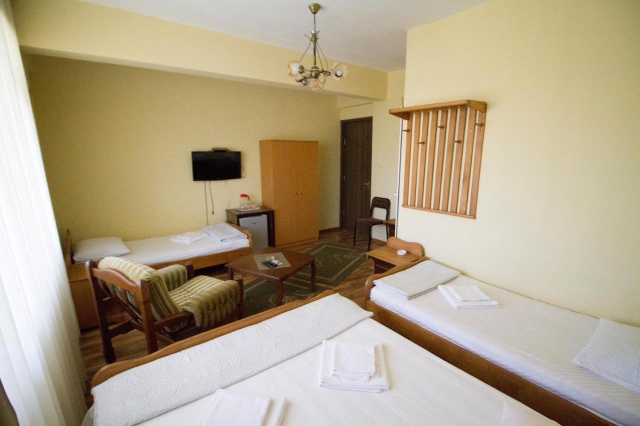 Hotel Captain Gonio Kültér fotó
